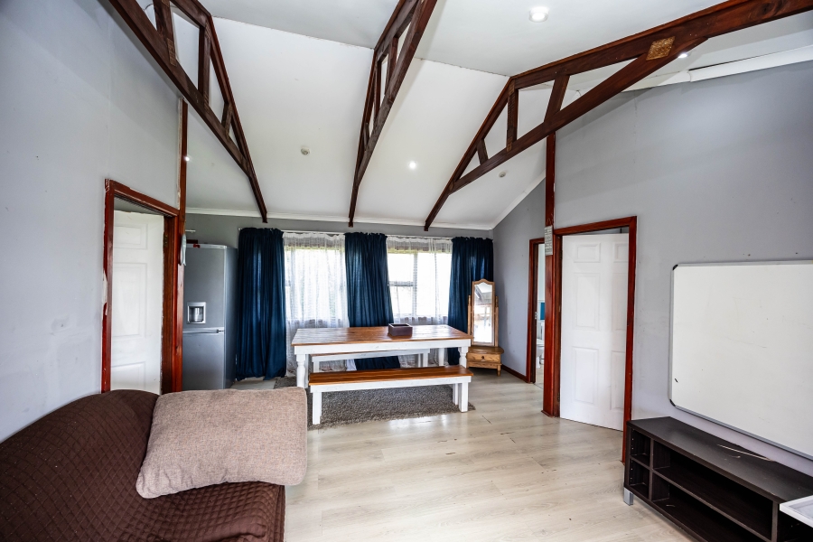 6 Bedroom Property for Sale in Kaysers Beach Eastern Cape